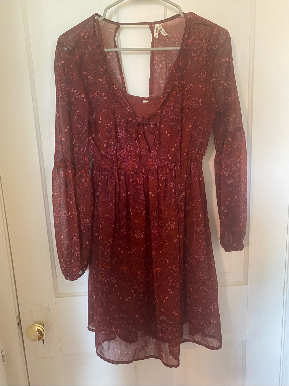 Women's Burgundy Floral Tie-Neck Long Sleeve Dress Mudd Size Small